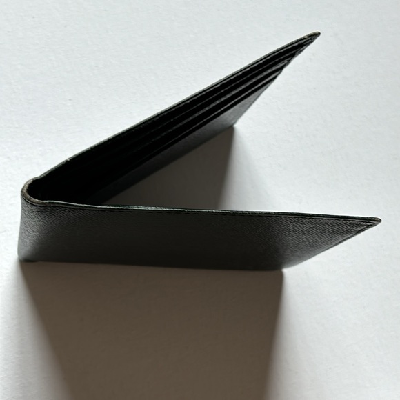 Louis Vuitton Taiga Porte Bllets 3 Cartes Leather Bifold Wallet - Picture 5 of 9